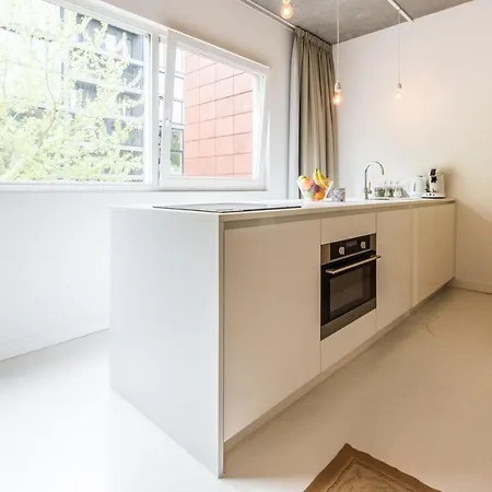 Апартаменты Modern And Stylish In The Houthaven Амстердам